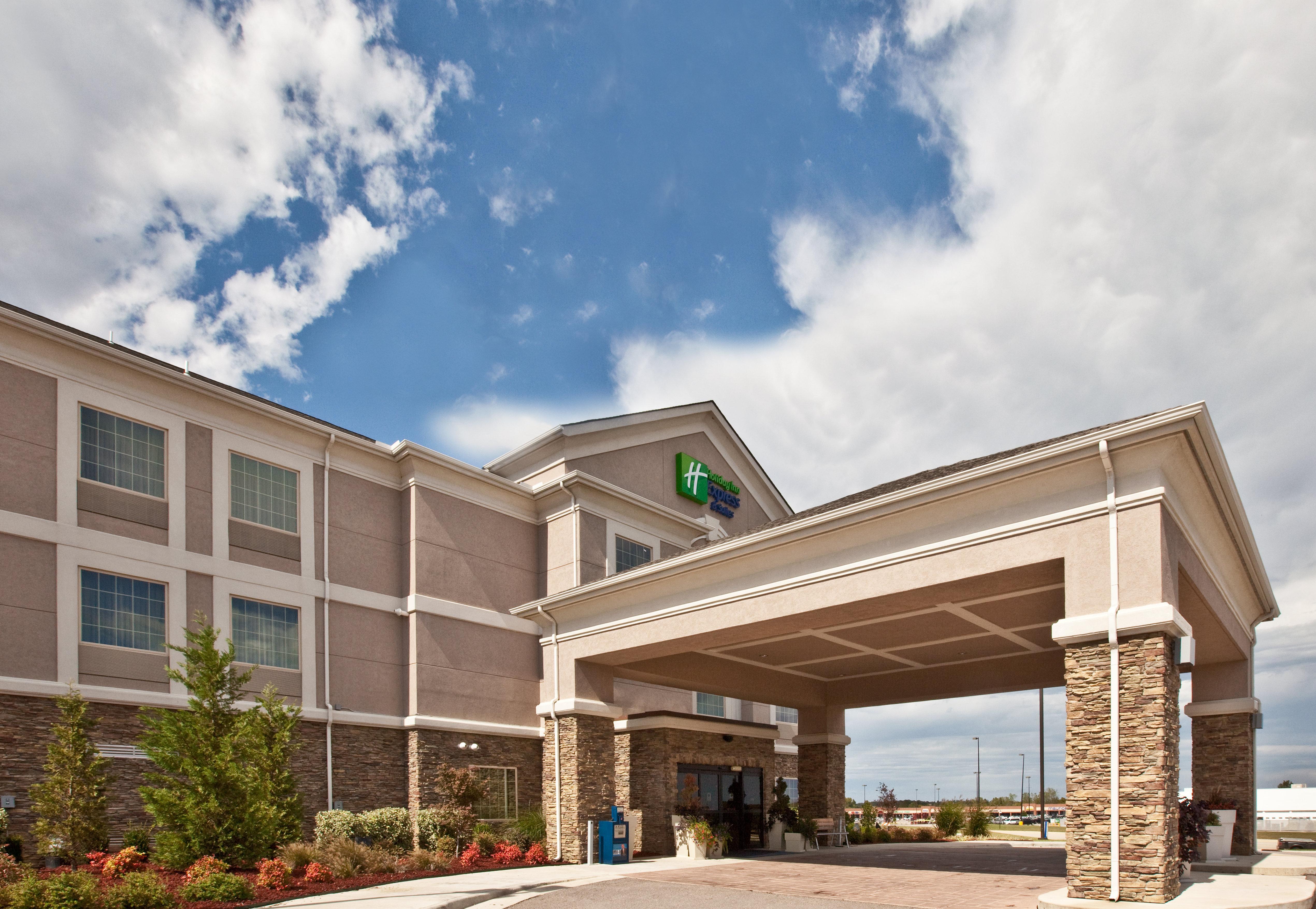 Holiday Inn Express Hotel And Suites Ada By Ihg Exterior foto